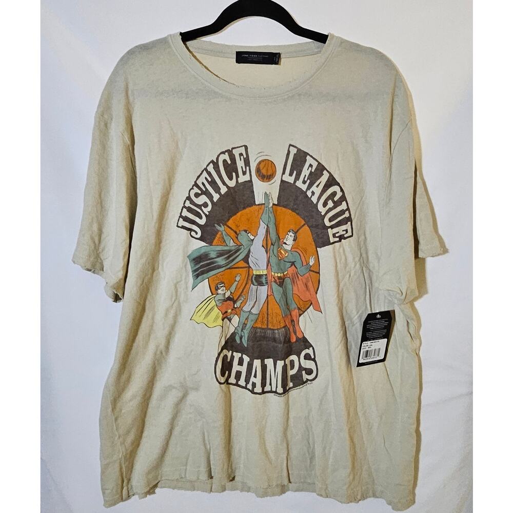Junk Food Men Justice League Champs Vintage Distressed Cotton Tee Camel XXL NWT - Picture 1 of 8